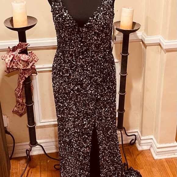 💐MAC DUGGUL BLACK/CHARCOAL EVENING SEQUIN V DROP GOWN - Picture 10 of 16